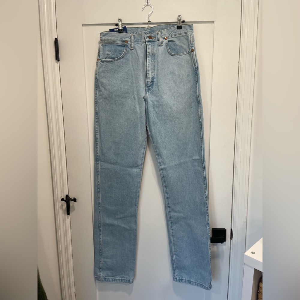 Brand new, never been worn. Selling because it doesn’t fit me.